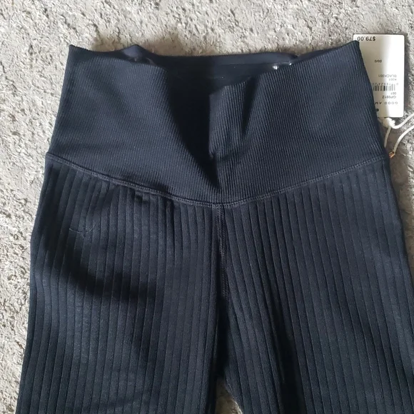 Good American Ribbed High-Rise Leggings Black Stretch Pull-On - Picture 3 of 5